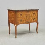 1397 8406 CHEST OF DRAWERS